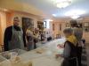 Фасовка народных обедов в Князь-Владимирском соборе г.Удомля