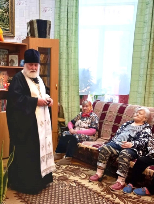 В праздник Крещения Господня клирик Весьегонского благочиния посетил Кесемской дом-интернат для престарелых и инвалидов